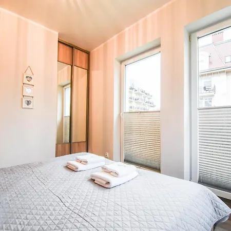 Na Wyspie - Stella Baltic - Parking سفينويتشي